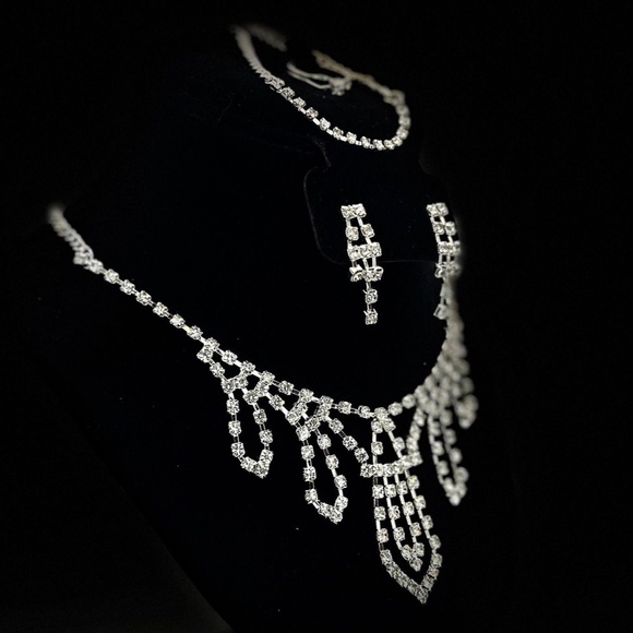 Costume Jewelry for Pageants, Bridal Party, or Everyday wear - Picture 2 of 2